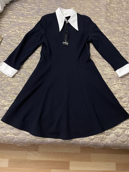 Продам школьное платье