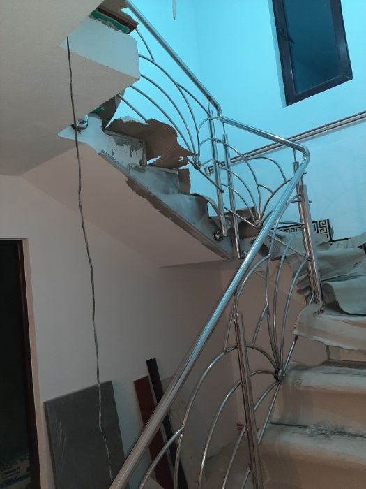 Balustrade fier forjat,inox,garduri,trepte lemn stejar,fag