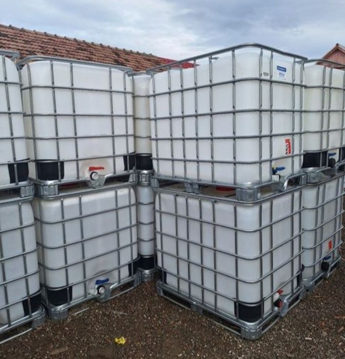 Rezervoare 1000 litri/ bazin, cub/ rezervor, ibc/ posib transport