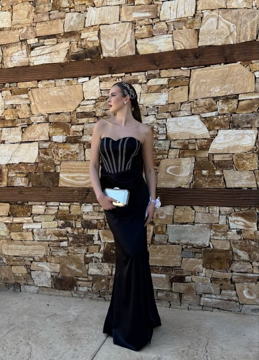 Официална черна сатенена рокля