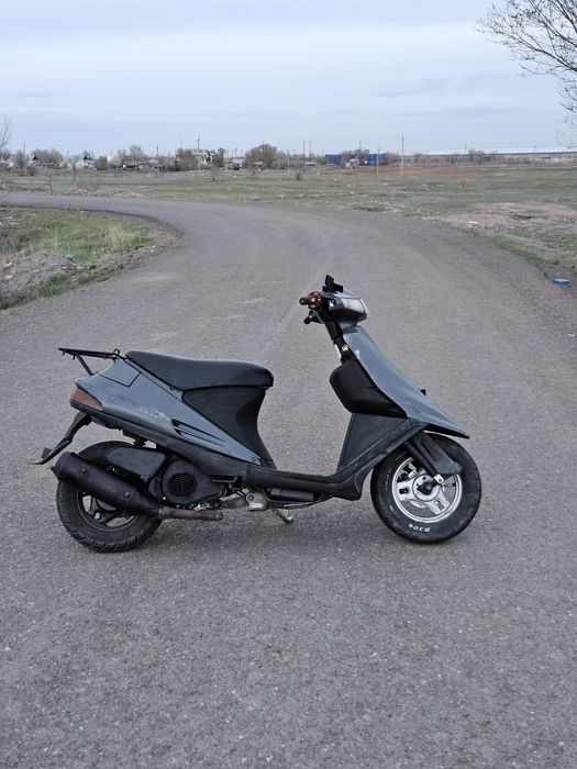 Suzuki address v100