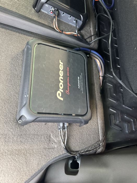 Автозвук SQ уровня Pioneer 80PRS, 2 усилителя, саб, JBL — комплект