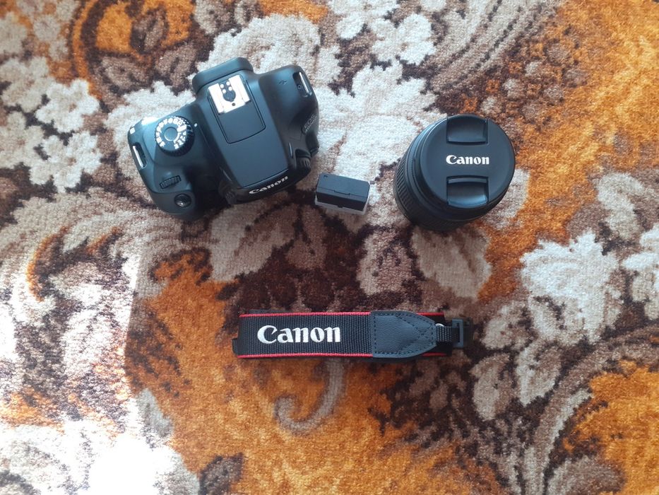 Фотоапарат Canon