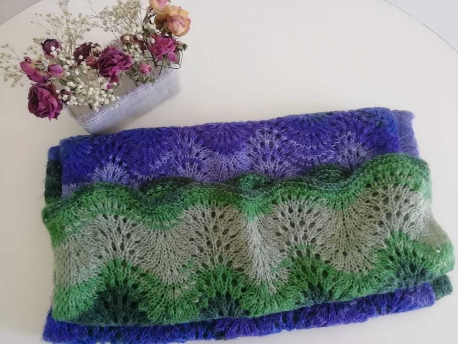 Палантин (широкий шарф) и платье шерстяное разм 50-52