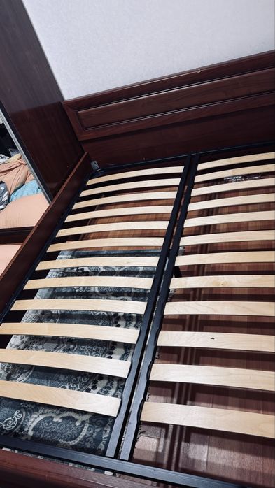 Кровать двухспальная