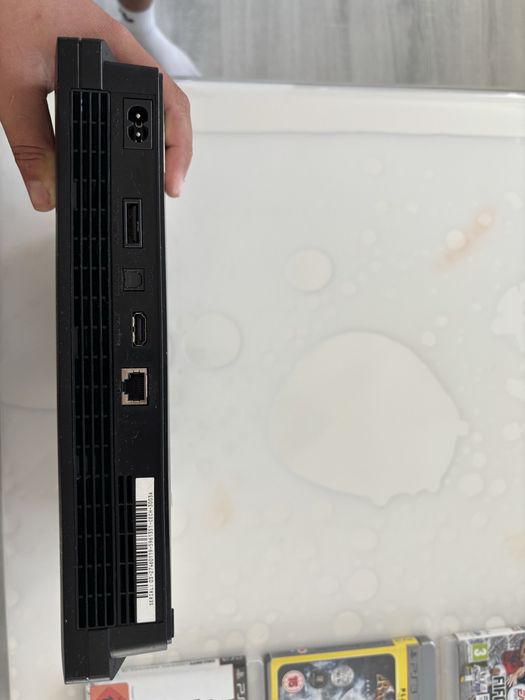 Продавам Playstation 3 в перфектно състояние