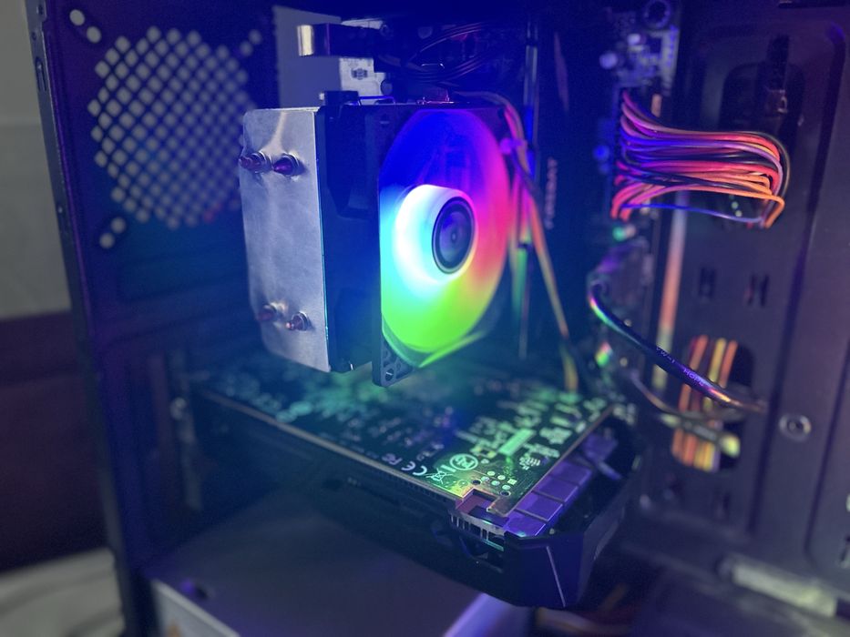 Игровой ПК с МОНИТОРом / 16 ГБ / SSD + 1ТБ / GTX 1050 Ti / Готов к раб