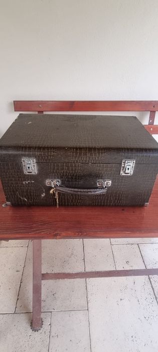 Mașina de cusut Singer