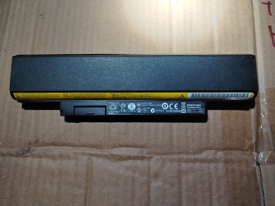 acumulator original Lenovo ThinkPad (Battery 35+ / 84+), compatibil cu modele precum ThinkPad Edge E120, E125, E130, E135, E320, E330