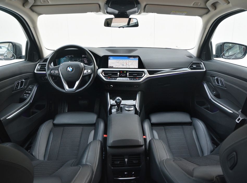 BMW 3 Series 2019 — imagine 5