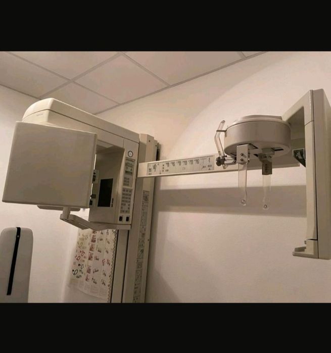 Aparatura cabinet stomatologic 2 x unit scaune doctor radiologie