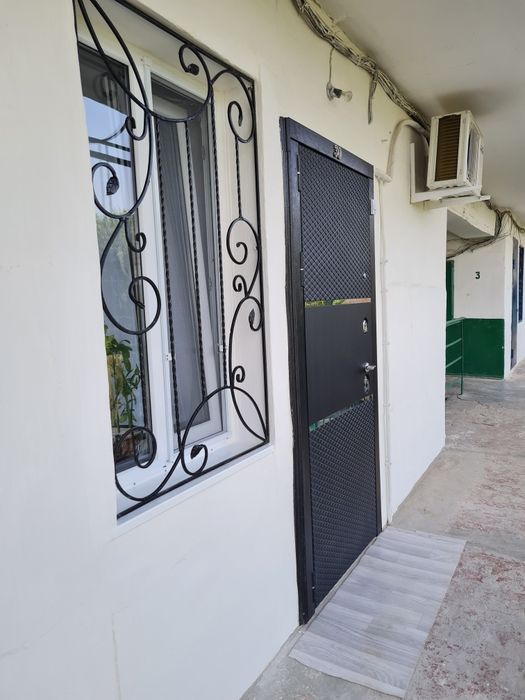 Двухкомнатная в 6 мкр