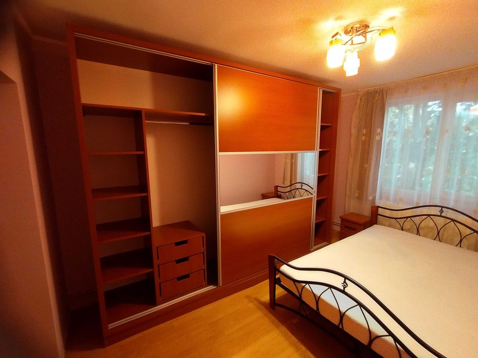 Apartament de închiriat cu două camere str. Păuleștii, zona Unio