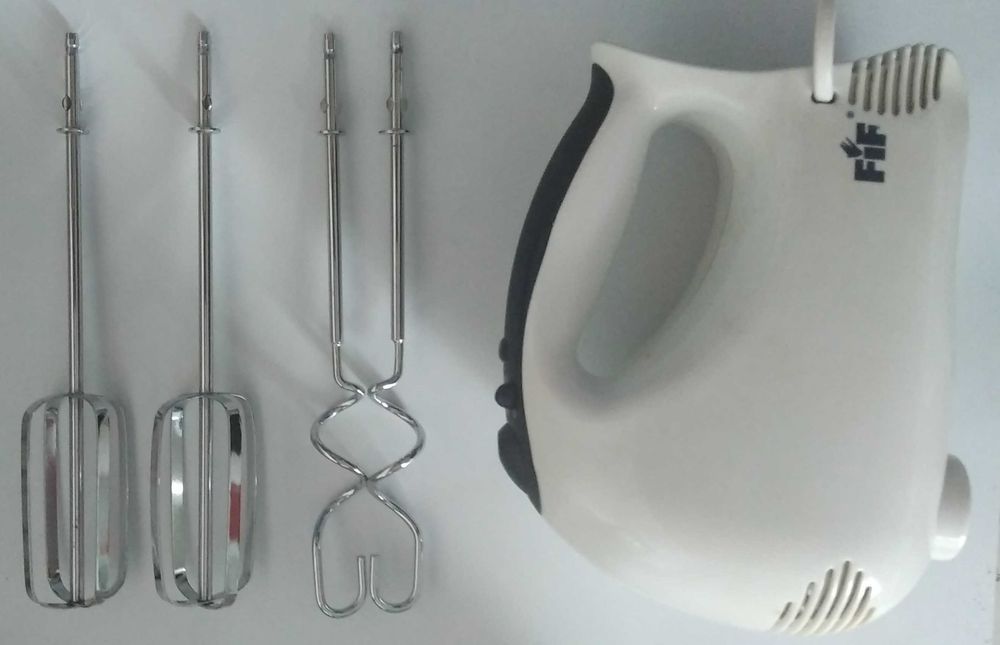Vând mixer de bucătărie, marca FiF, 250W