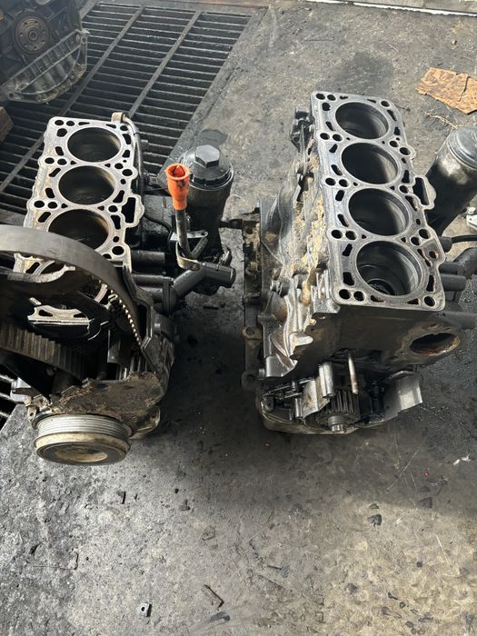 Bloc motor ambielat Vw T5 1.9 AXD/AXC