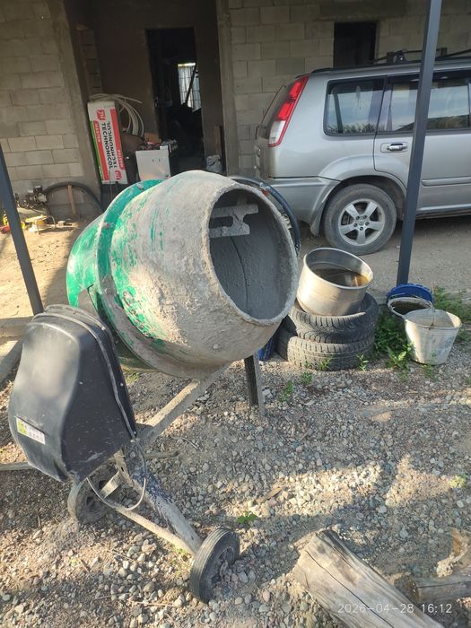 Бетономешалка 220