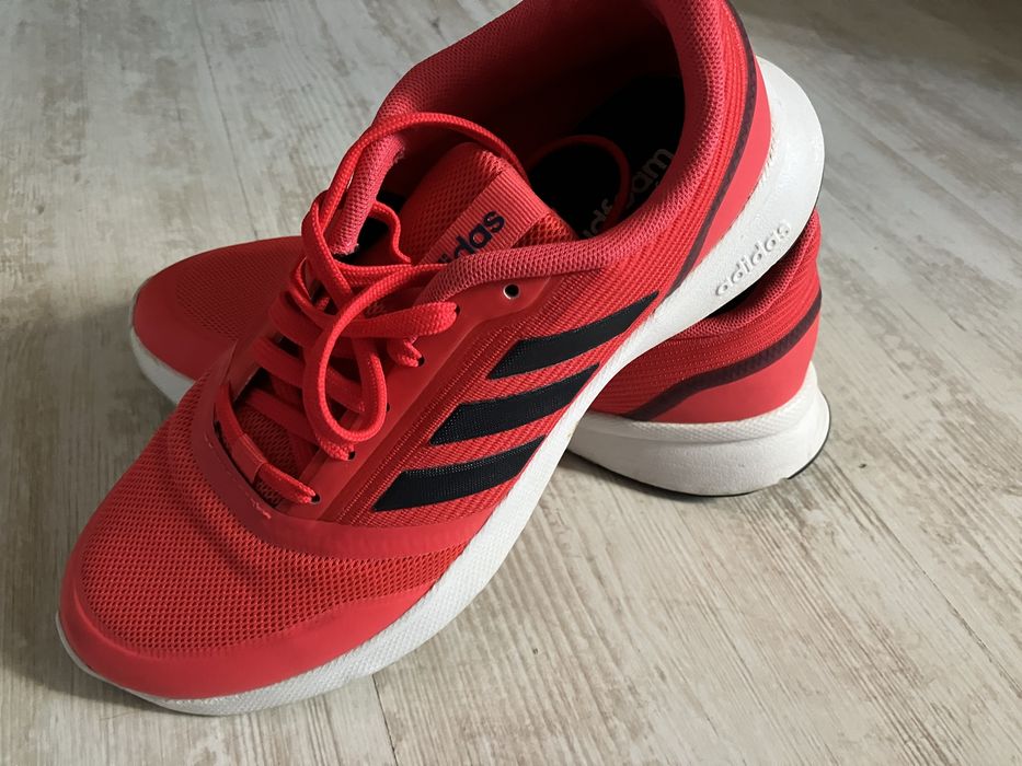 Маратонки Adidas-39,1/3