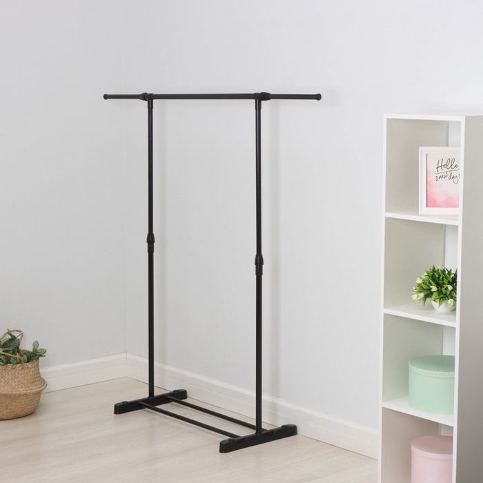 Вешалка напольная для одежды