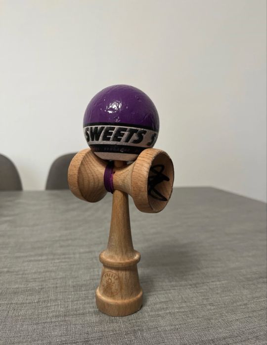Kendama sweets starter-purple semnata de ktusa