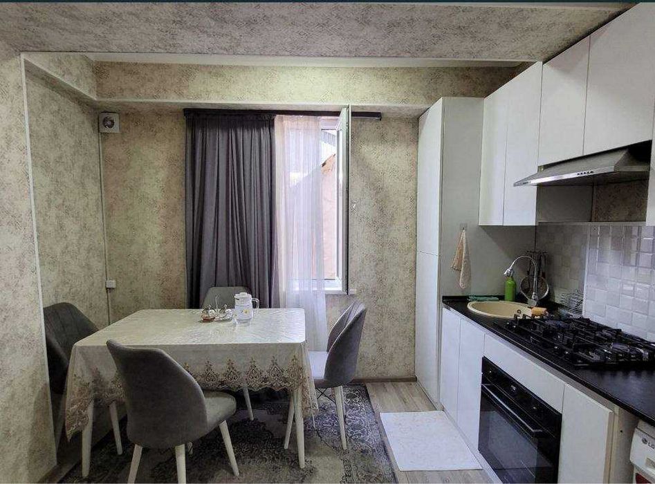 ПРОДАЕТСЯ 3/2/5 Сайрам Буз базар 86м2