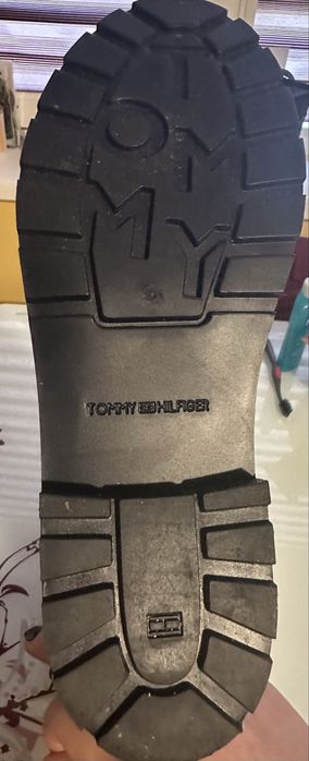 Томи Хилфигер ботуши