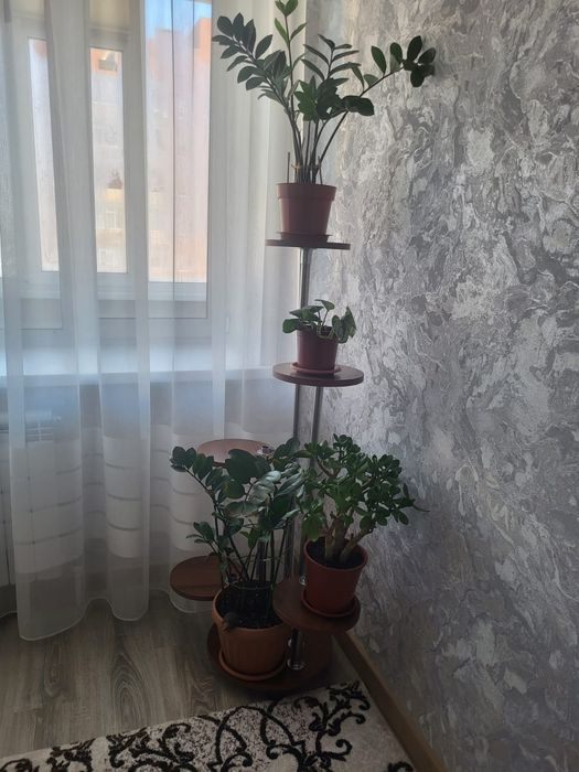 Подставка под цветы