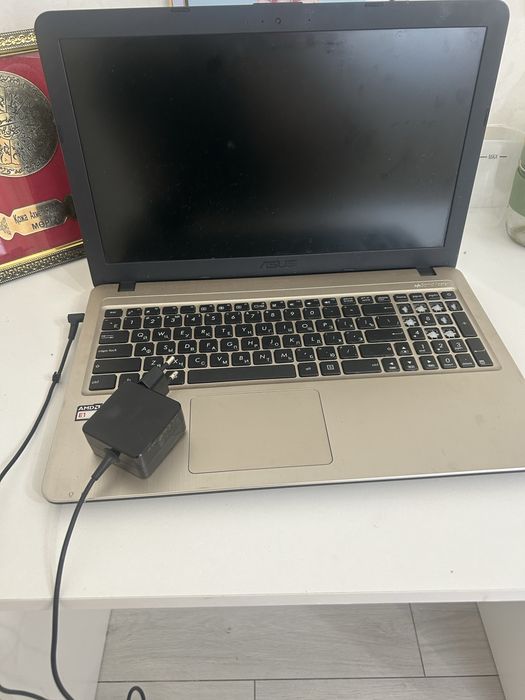 Продам ноутбук Asus
