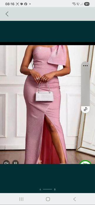 Vând rochi de dama L