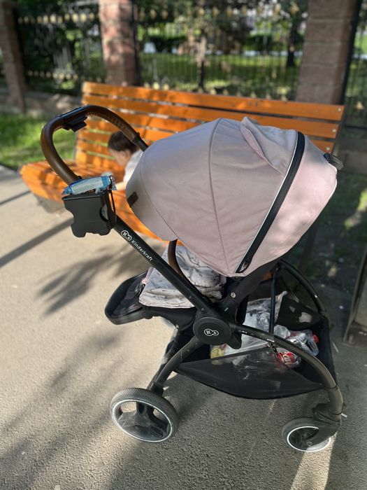 Прогулочная коляска kinderkraft