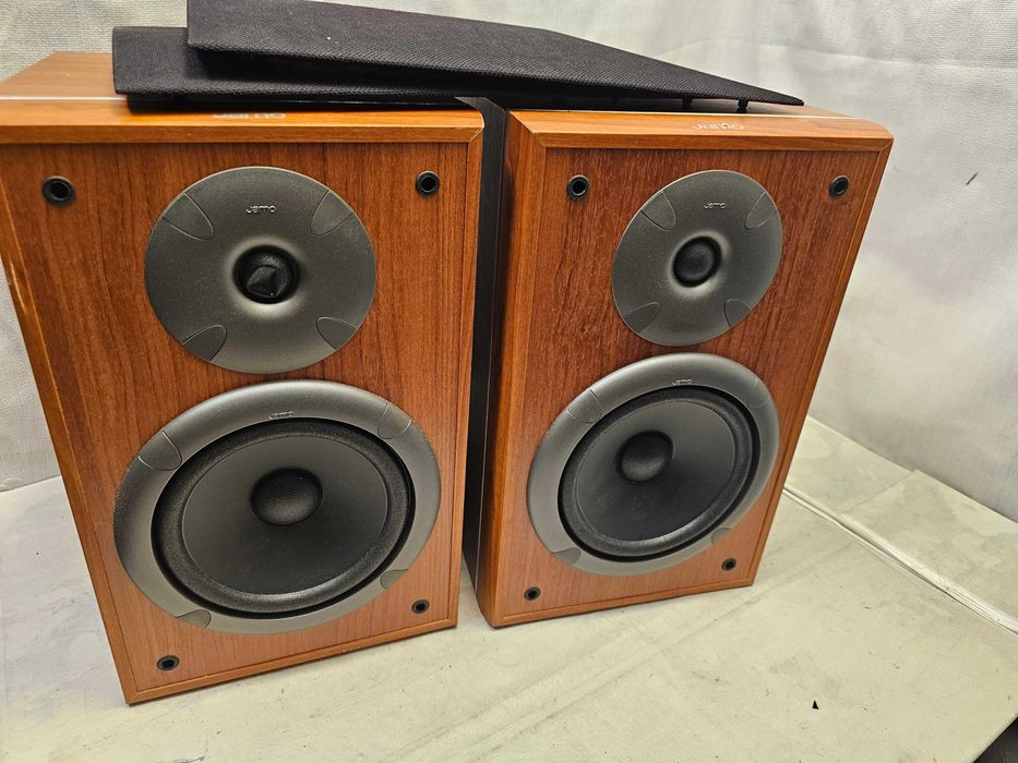 Boxe Raft Jamo E 610 – 100W, Sunet Hi-Fi Danez, Aspect Lemn