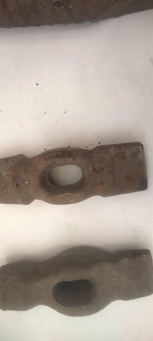 Продам срочно,молотки Зубила