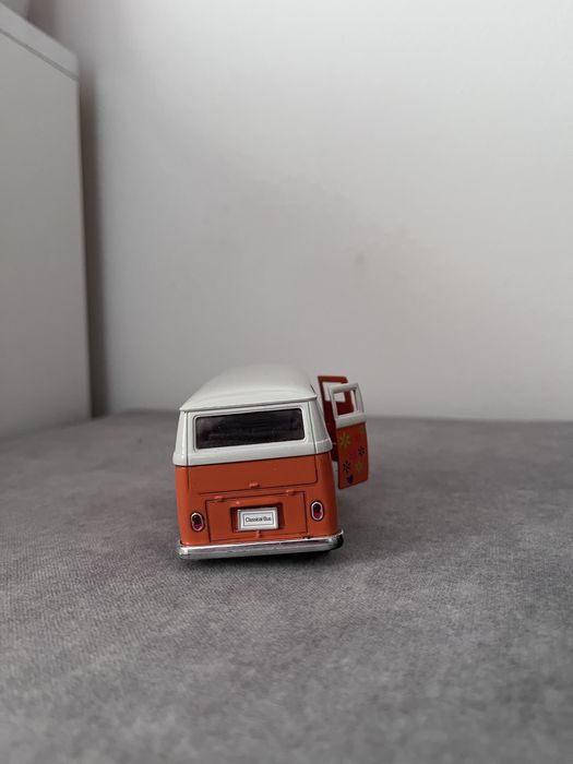 метална количка за игра