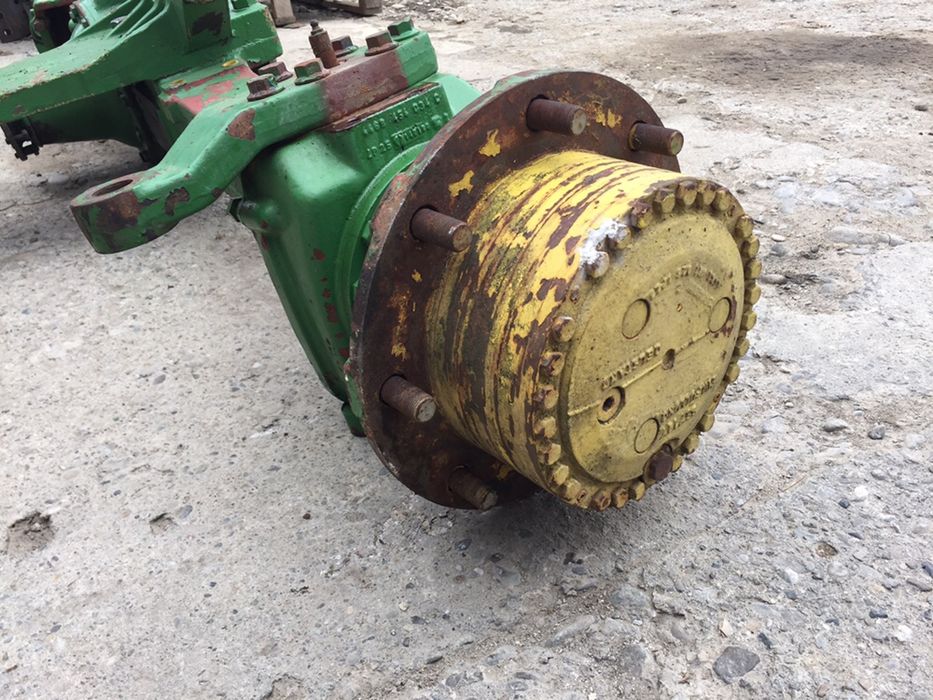Punte axa John deere 3040 2140/1640 2040 APL1552 APL1351