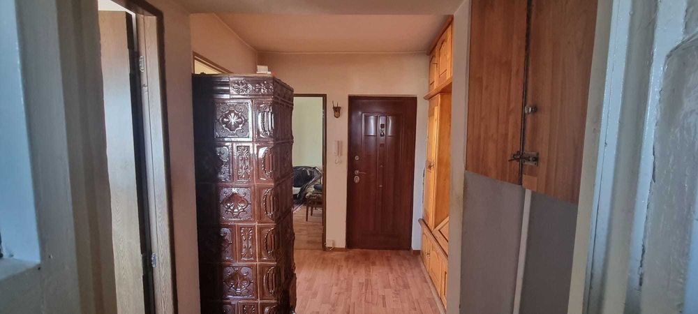 Apartament 2 camere-Stei - 2 balcoane