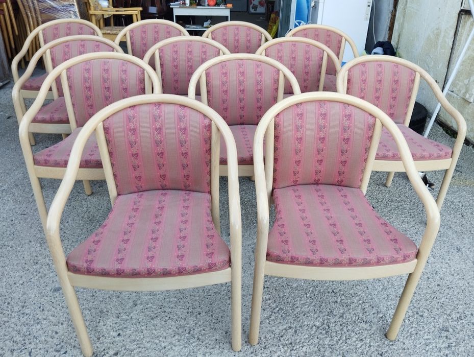 Дървени столове А136