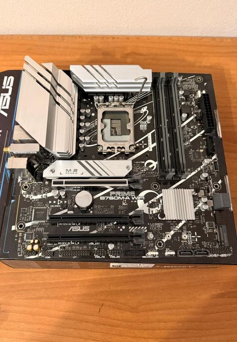 Placă de bază ASUS B760M-A, LGA 1700, WiFi– Noua, impecabilă