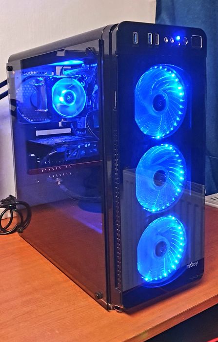 Pc Gaming I7 8700, Gtx 1070 8gb, 24gb ram  640Gb ssd, 1 Tb hdd