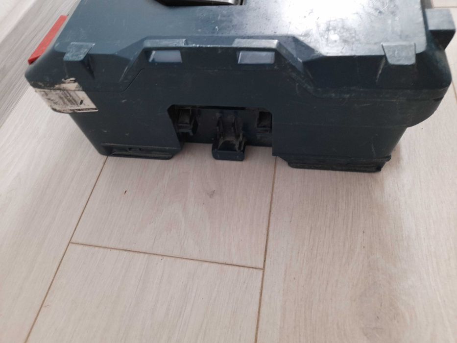 Bosch L-BOXX куфар за машини/инструменти