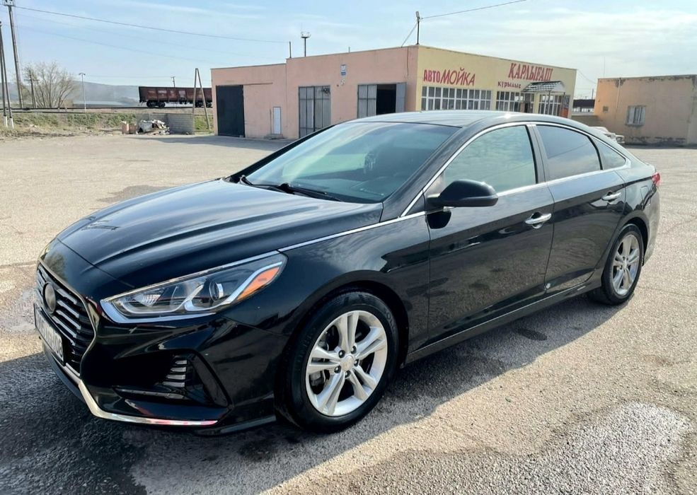 ХЮНДАЙ саната  сатылады