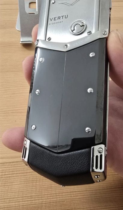 Vertu Signature S