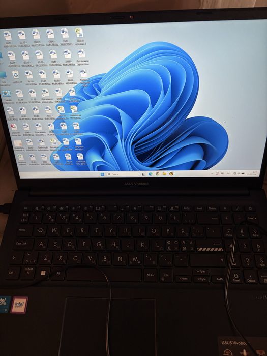 Asus vivobuk сатылады жана