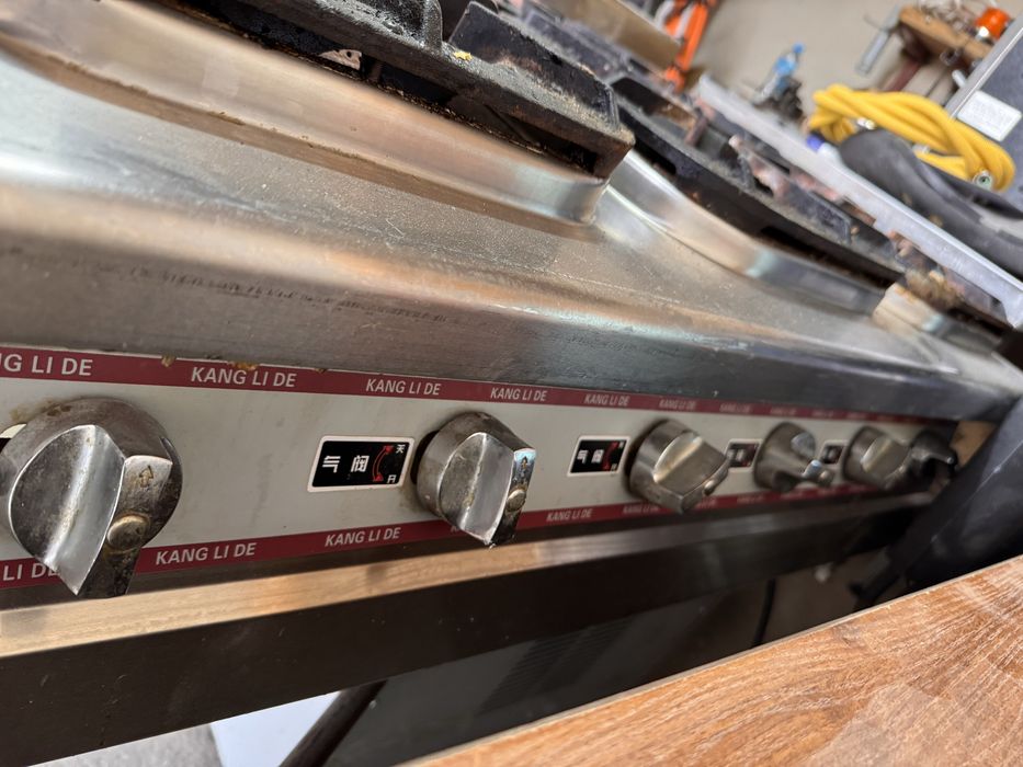 Продается газовая печь для кафе