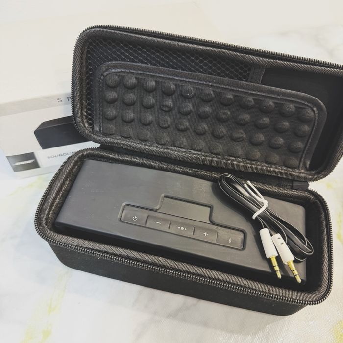 BOSE Блютуз-колонка