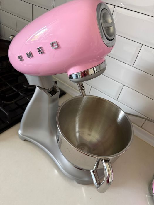 Планетарный миксер Smeg