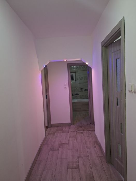 Închiriez apartament 2 camere