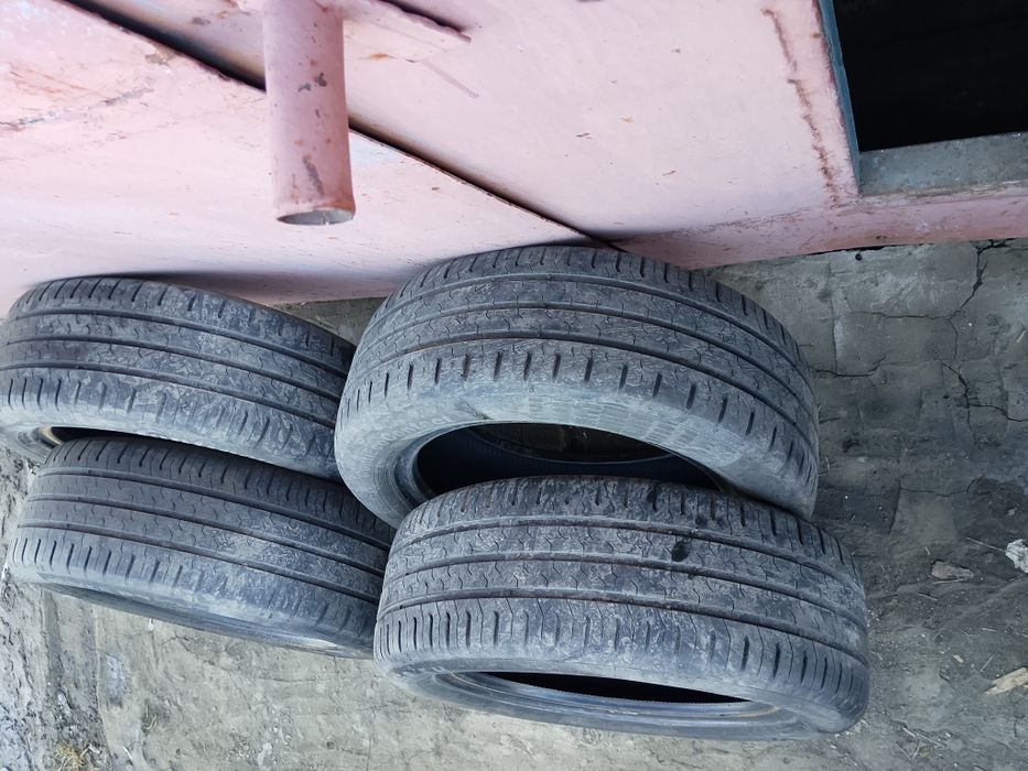 Продам резину на 15/55/185