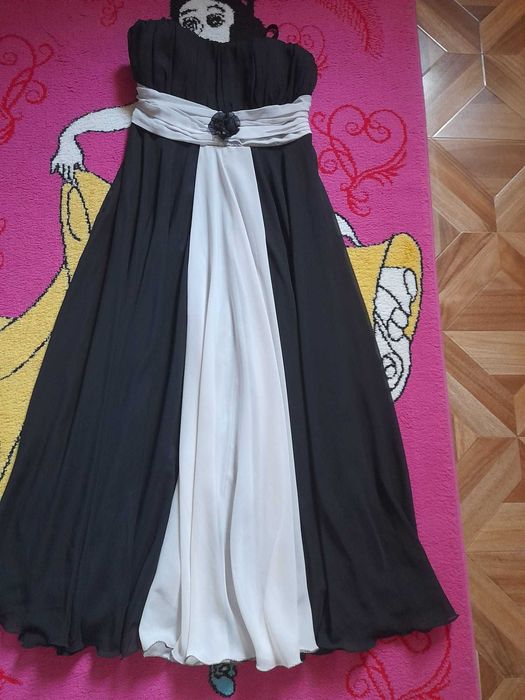 Vand rochie de vara pt dame 10.