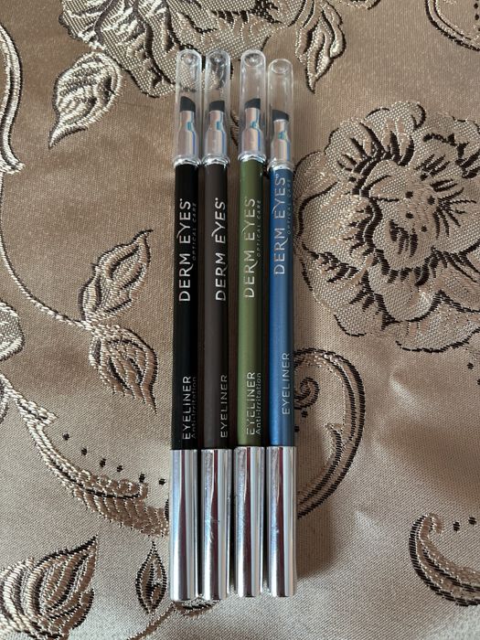 Machiaje DERM EYES