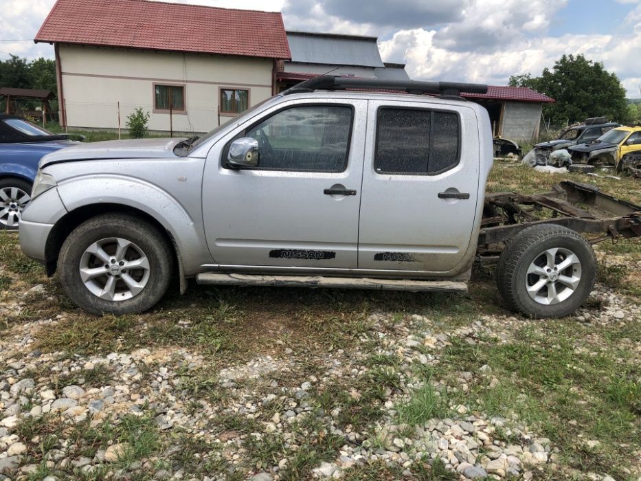 Dezmembrari Dezmembrez piese nissan navara 2500diesel euro 3 d 40
