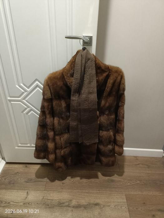 Продам шубу норковую